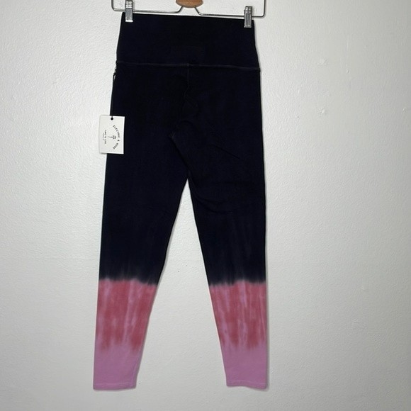 Electric & Rose Womens Sz Large Sunset Legging in Onyx & Pink - Picture 4 of 8
